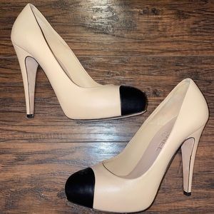 CHANEL Beige Black Leather Bicolor Cap Toe CC Logo Pumps 120 mm EU 37.5